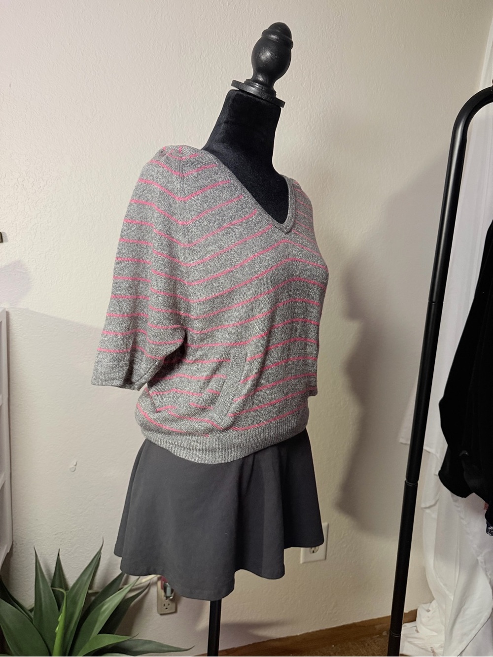 Gray & Pink Striped V-Neck Knit Short Sleeve Sweater